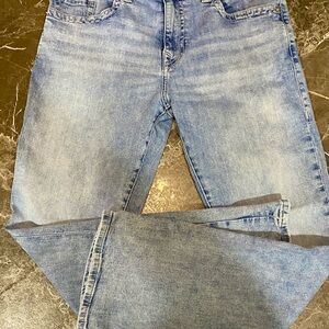 True Religion Ricky light relaxed straight men's jeans. 36X30 GC